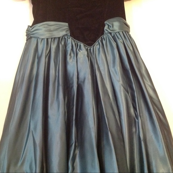 Vintage dress, greenish blue and black size Small - Picture 3 of 8